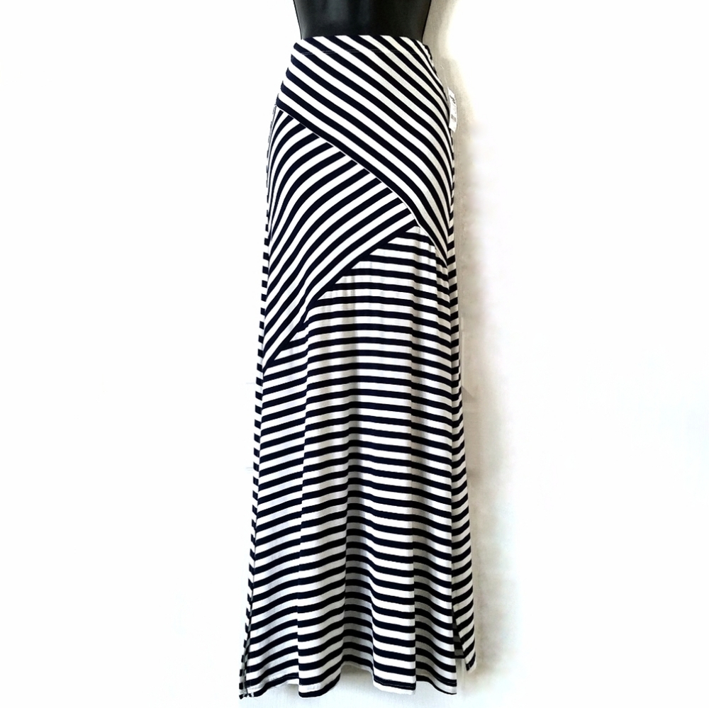 Charlotte Russe striped maxi skirt high rise nautical boho black white